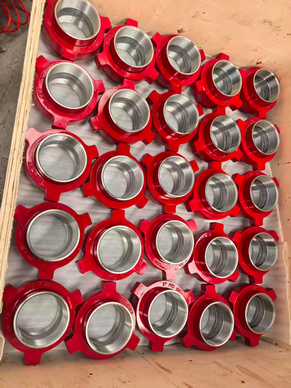 Threaded flange fittings packed for shipment