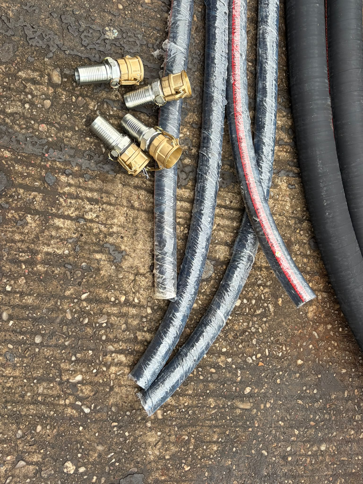 Hydraulic hose stock prepared for dispatch
